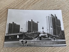 alte seltene AK Halle Neustadt - Brunnen an der Magistrale ungelaufen