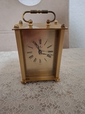 Schöne Tischuhr von Royal aus Messing