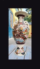 Dekorative Japanische Satsuma-Vase,  aus der späten Meiji-Zeit