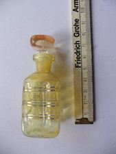 Alter handgefertigter Parfum