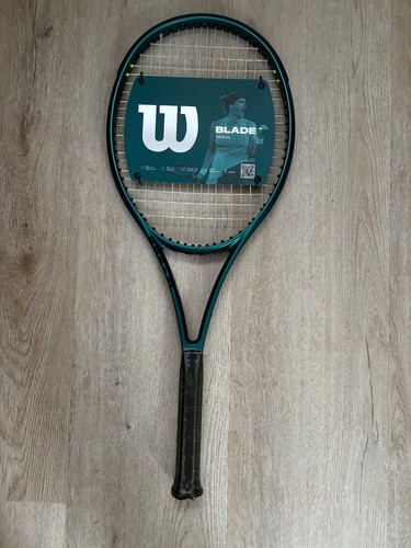 Wilson blade 100 - 100, v9