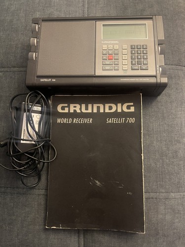 Radio grundig satellit - radio, 700