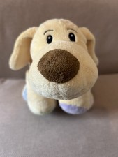 KIK HUND GELB BUNTE PFOTEN 34 CM KUSCHELTIER LIEGEND PLÜSCHTIER DOG STOFFTIER