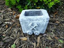 Pflanztopf Lore  aus massiven