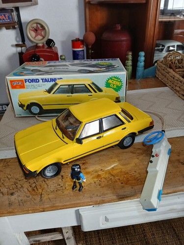 Blechspielzeug ford taunus - blechspielzeug,