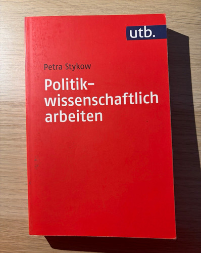Utb politikwissenschaftlich - utb,