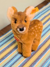 CUTE STEIFF FAWN W/SPOTS NAMED