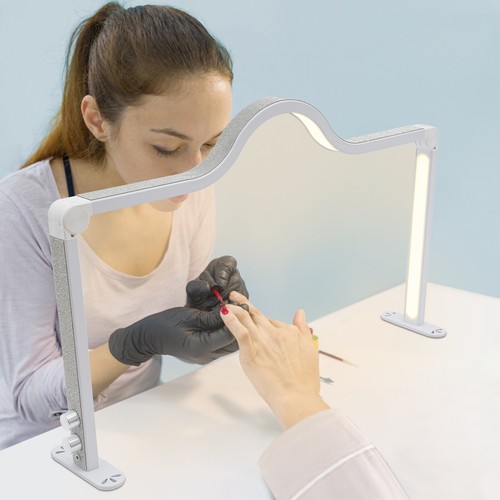 Maniküre nail tech - lampe, led