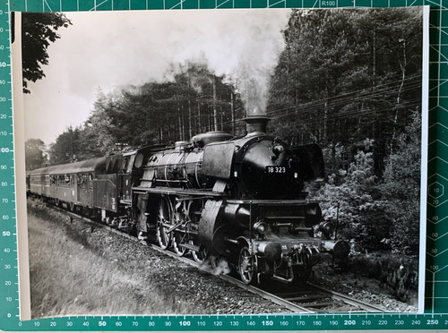 Foto dampflok 323 auf - dampflok, 18