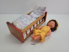 Puppe Schlafaugen DDR mit Kleid Puppenbett Spielzeug Deko 37cm #259033