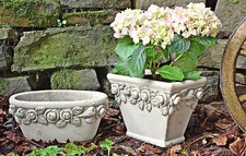 ❀ Pflanztopf Rosen Relief