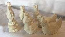 8 unbemalte Osterfiguren