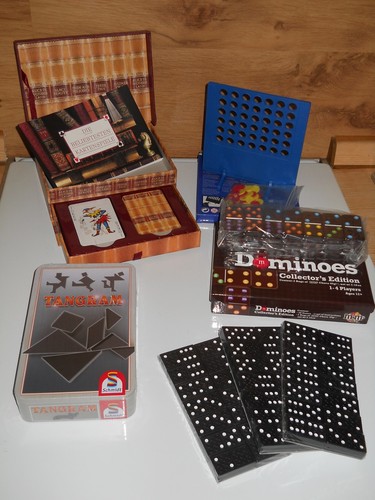 Gesellschafts spiele dominoes - gesellschafts,