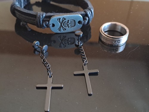Gothic kreuz totenkopf - gothic, •