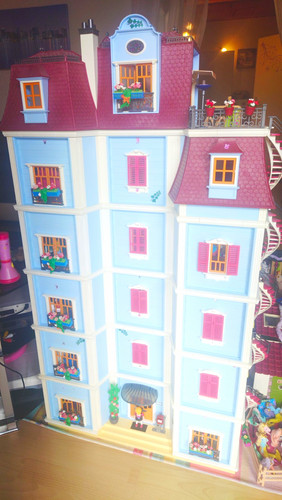 Großes playmobil puppenhaus - playmobil,