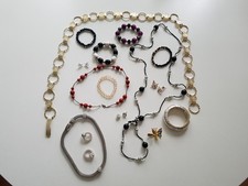18tlg. Konvolut-Modeschmuck-Schmuckpaket / Schmucksammlung