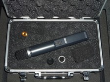 AKG C1000S