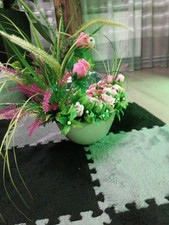 Kunstblumen im Topf /Vase