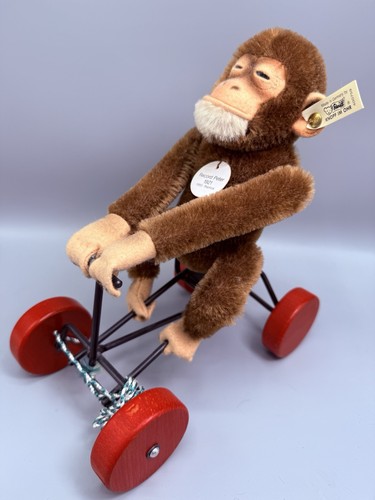 Steiff museum collection affe - museum,