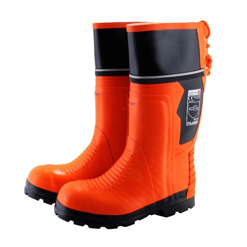 SCHNITTSCHUTZSTIEFEL