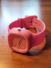 Alessi Uhr Karim Rashid Fuchsia