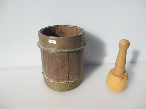 Antiker holz mörser und - holz,