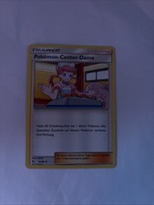 Pokemon Center Dame 64/68 Pokemon Karte TCG aus Verborgenes Schicksal