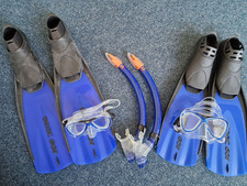 Schwimmflossen Set Gr. 43 und 37 inklusive Tauchbrille und Schnorchel neuwertig