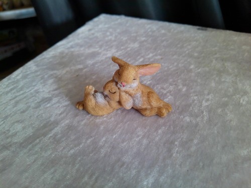 Deko-Figur/Mini/kuschelnde
