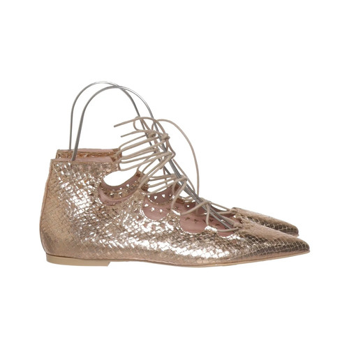 Pretty ballerinas - pretty,
