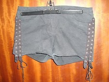 Gothic kurze Hose HOT PANTS Bänder Stylisch