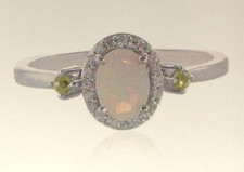 edler Welo-Opal Ring,Gr. 20,Peridot,Zirkon,Farbenspiel,NEU + UNGETRAGEN *TOP*