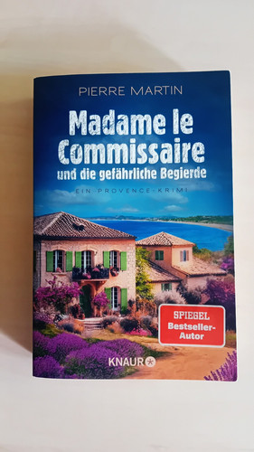 Madame commissaire und - und, die