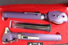 Otoskop Ophthalmoskop Kombi-Box lila