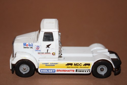 Corgi renntruck volvo - ,