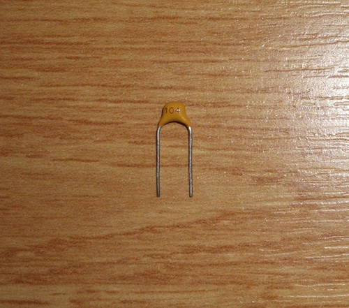 100x tht kondensator 100nf 50v - tht,