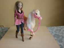 Barbie Pferd mit Barbie Puppe