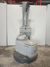 Nilfisk 545 Einscheibenmaschine 2000 W – Bodenreiniger/Polierer 230 V (S1 1121)