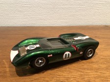 Revell slot car lola - car,