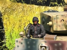 Handbemalter Figur für Panzer 1:16 ( KM-6)