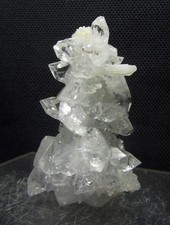 F140   Stilbit mit Apophyllit