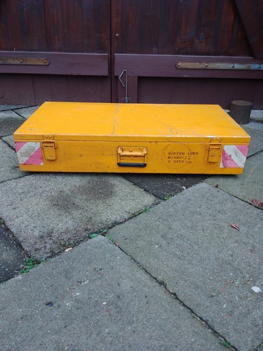 Grosse metall aufbewahrungsbox - grosse,