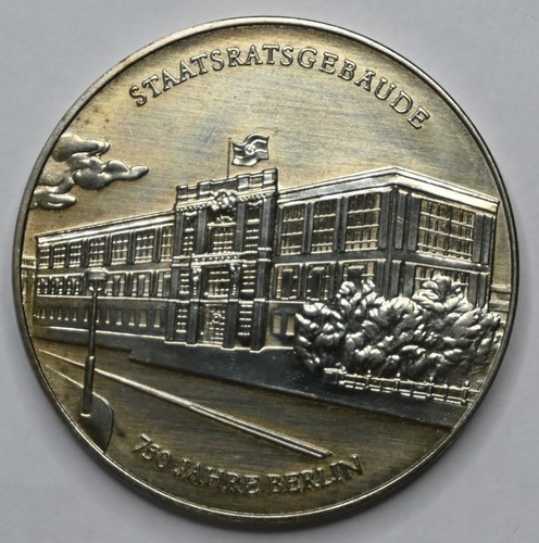 Medaille ddr 750 - 750, berlin