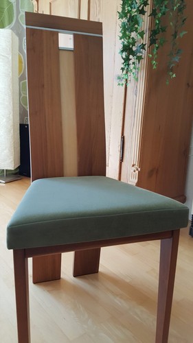 Vollholzstühle für - 8,