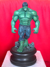 Marvel Statue HULK ATTAKUS