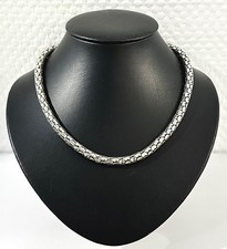 925/- Sterlingsilber Collier, mit Muster, 50 cm lang, 7 mm breit.