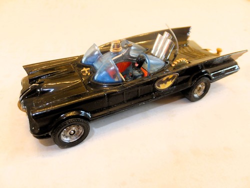 Corgi 267 batmobile 1983 - batmobile,