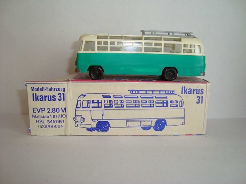 Ikarus bus 31 grün mit - ,
