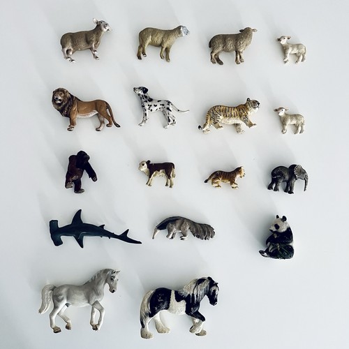 Lot x17 figures animals - lot,