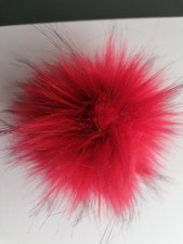 Rote Kunstfell Bommel mit